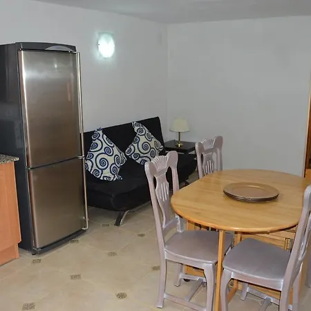 Grapevine Manor Bed & Breakfast Pinoso Bed & Breakfast Canadas de Don Ciro
